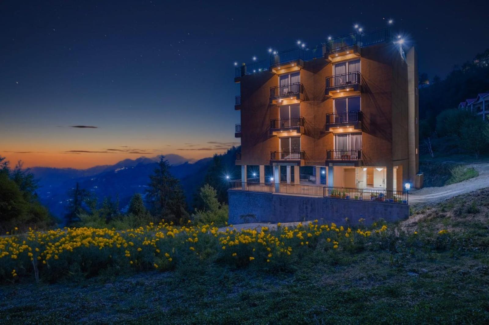The Countryside Retreat I Vacations I Conference I Mice I Family Events I Open Air Terrace I Sky Bonfire I Kufri By Exotic Stays Шимла Екстериор снимка